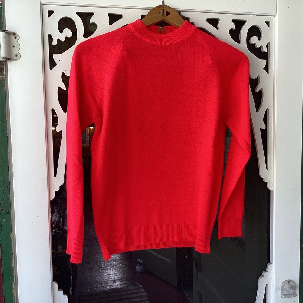 Full fashion 1960s mock neck sweater